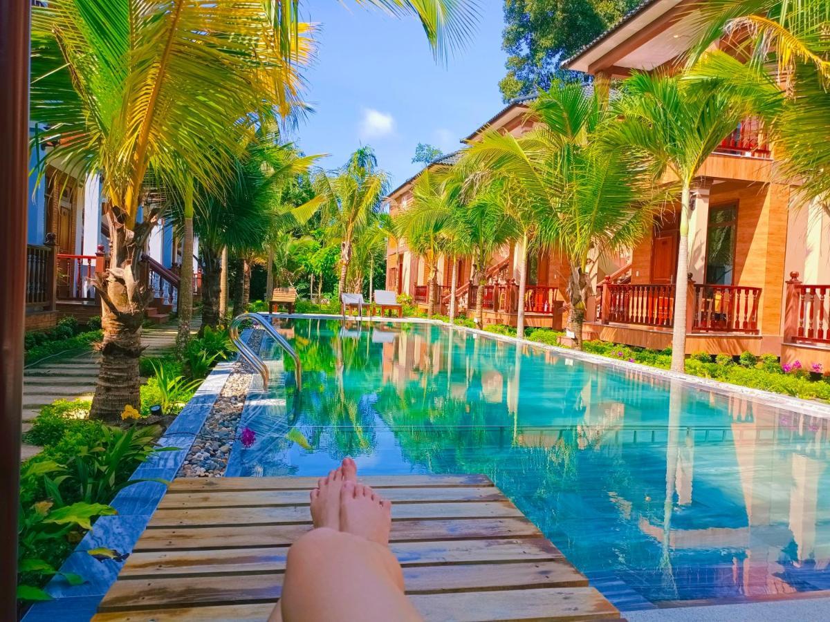 Valentina & Phu Quoc