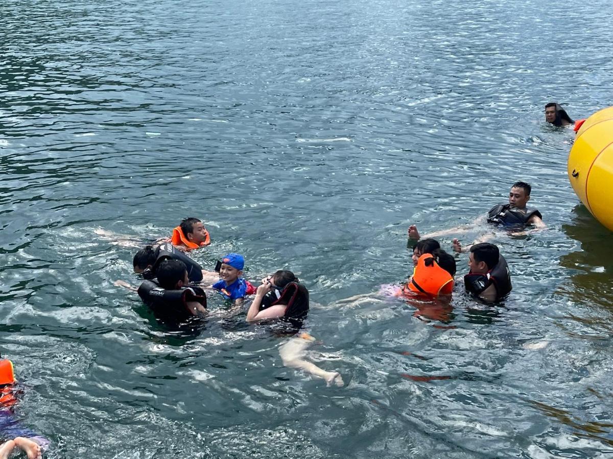 Halong Royal Boutique Cruises 