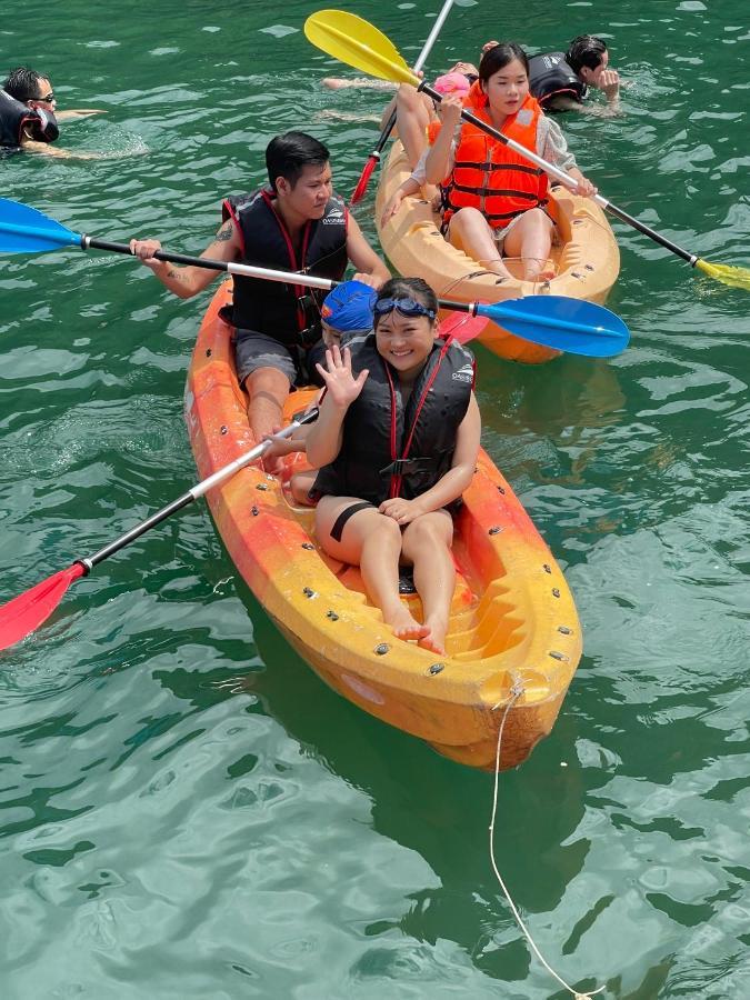 Halong Royal Boutique Cruises 