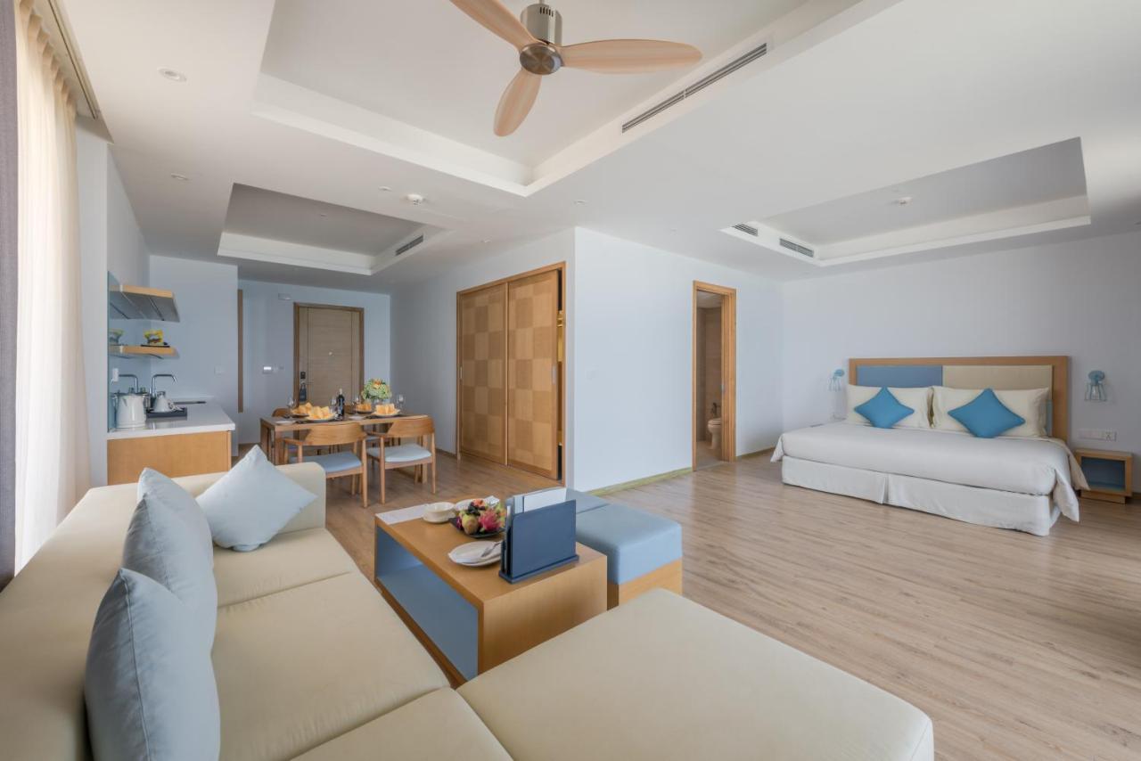 Hotel Flc Luxury