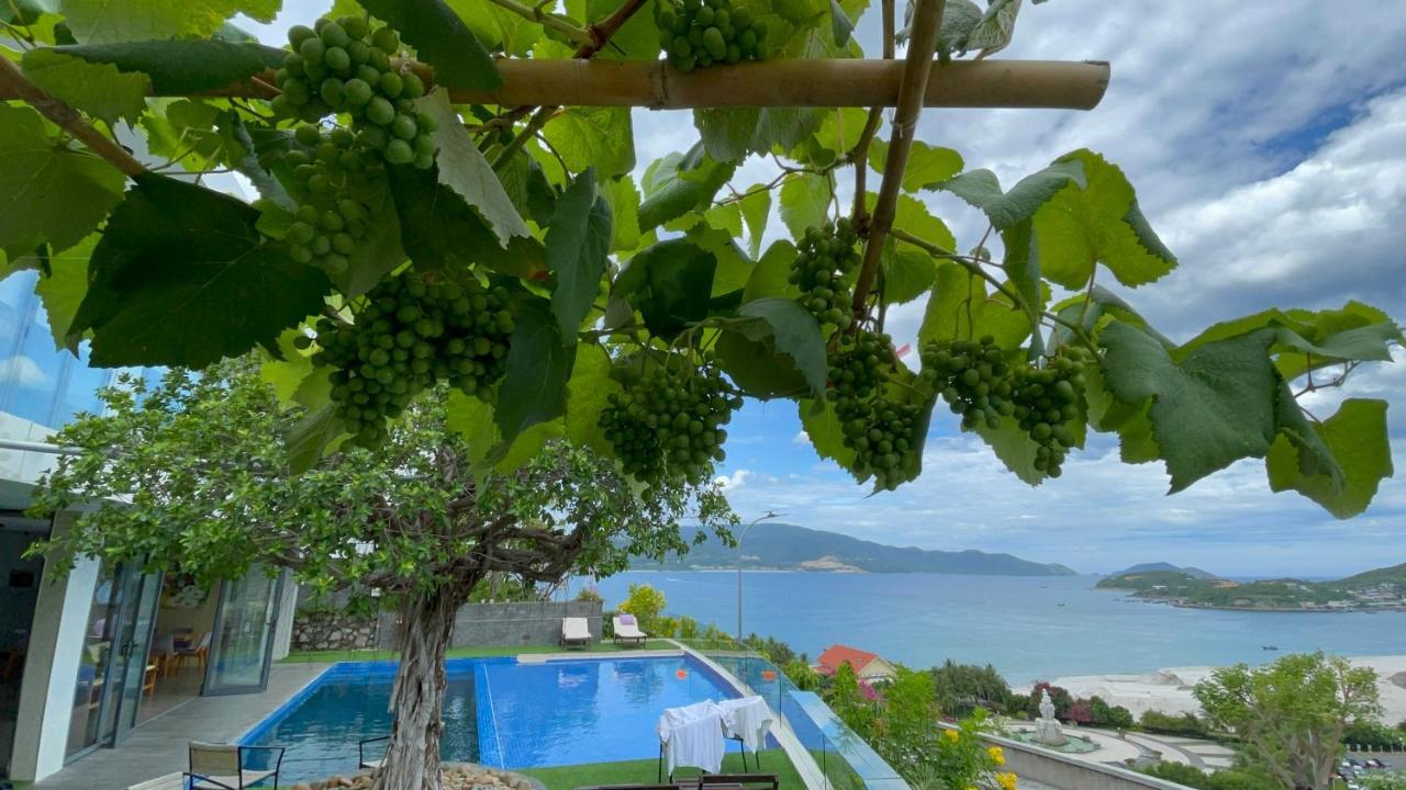 Harbor View Villa *