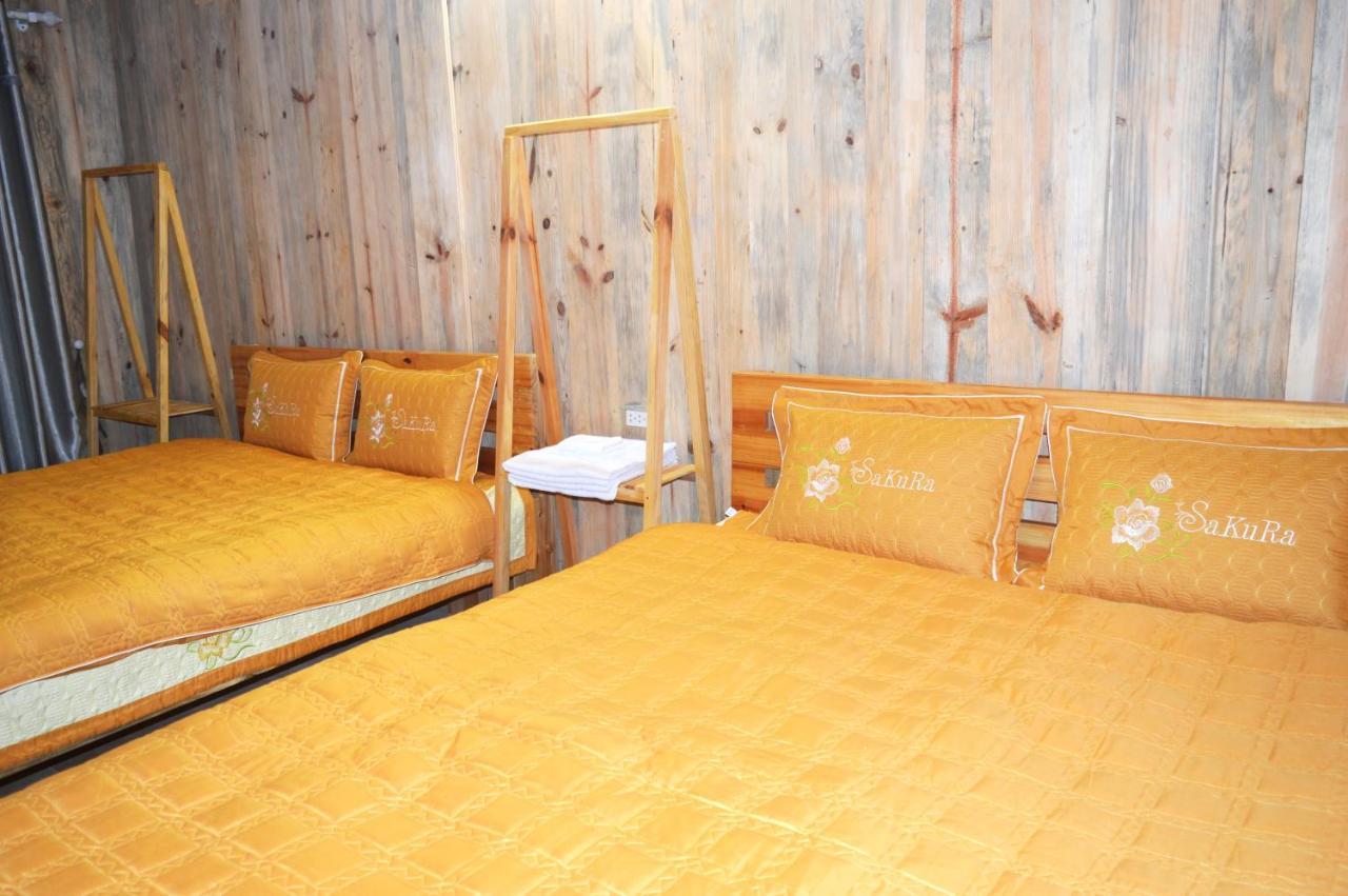 & Trekking Lodge *