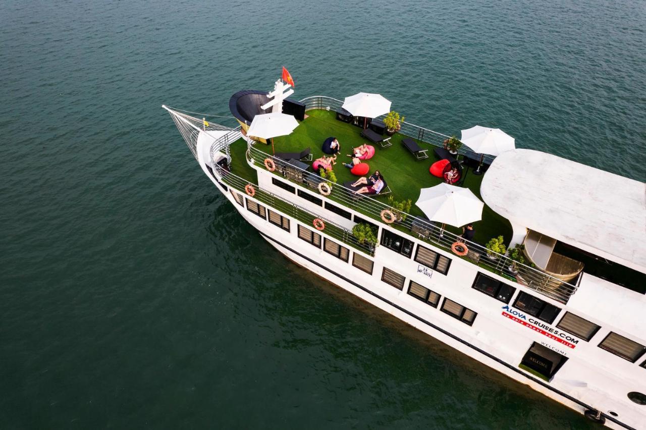 Cat Ba Ocean Cruise Hạ Long