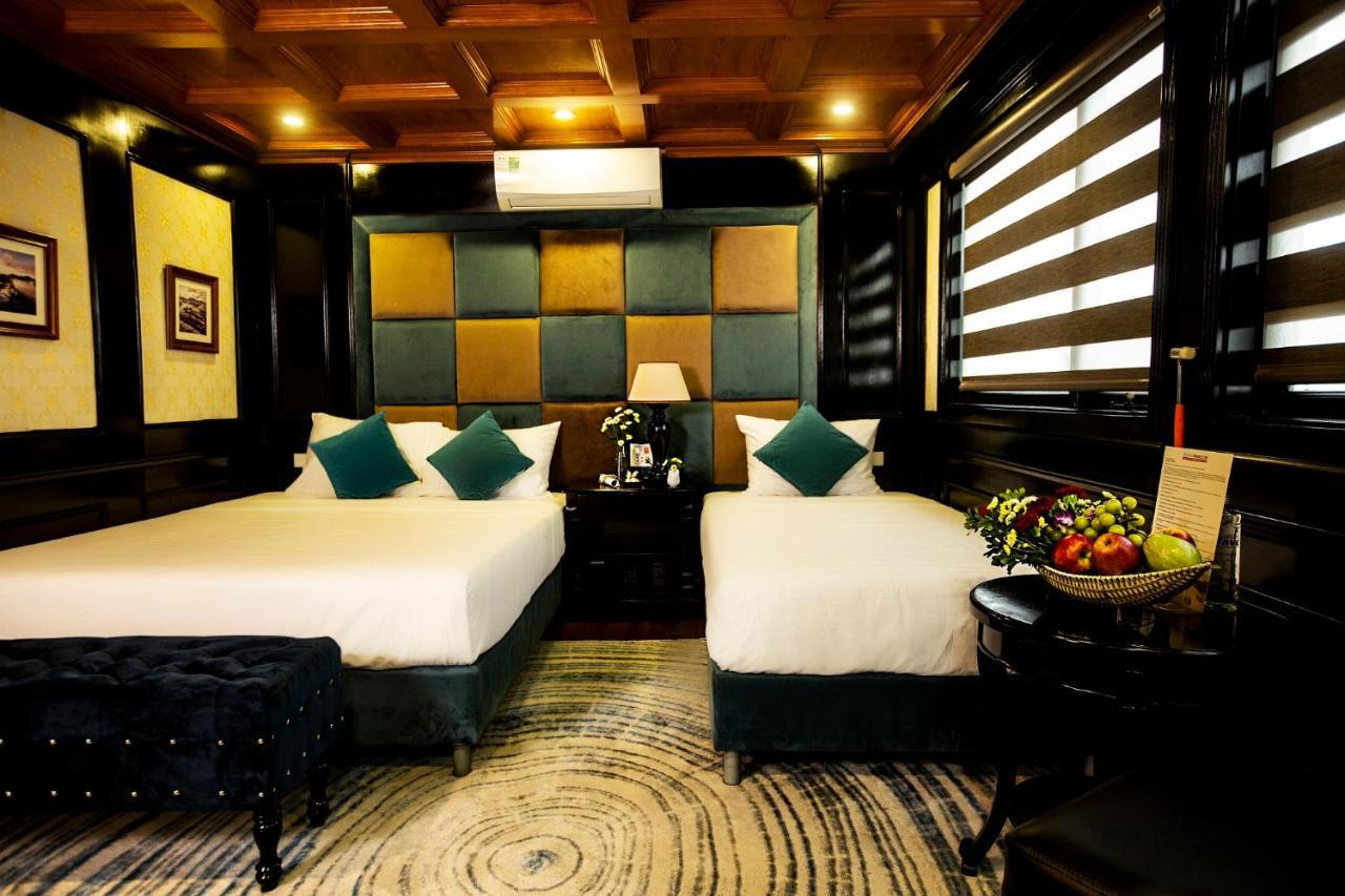 Cat Ba Ocean Cruise Hotel 4*