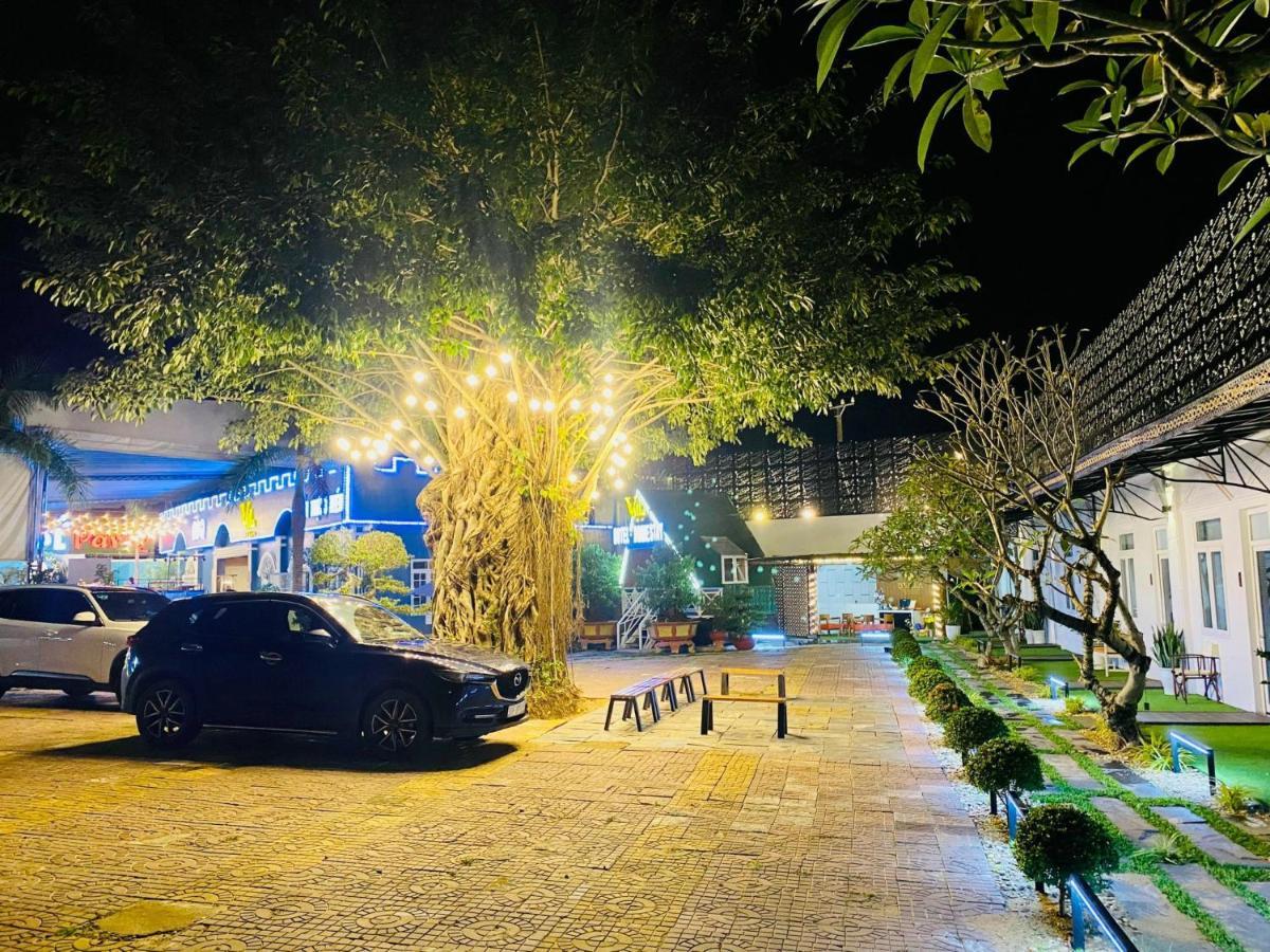Hotel D'villa - *