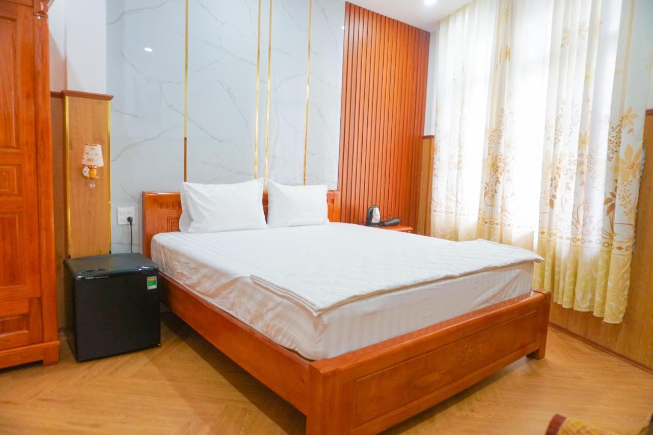 Khách sạn Nhu Y Tuy Hoà