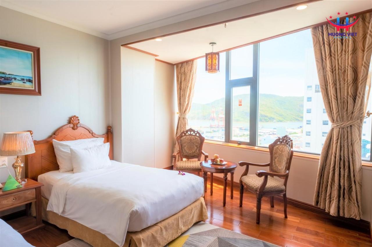 Huong Viet - Beachfront Hotel 4*
