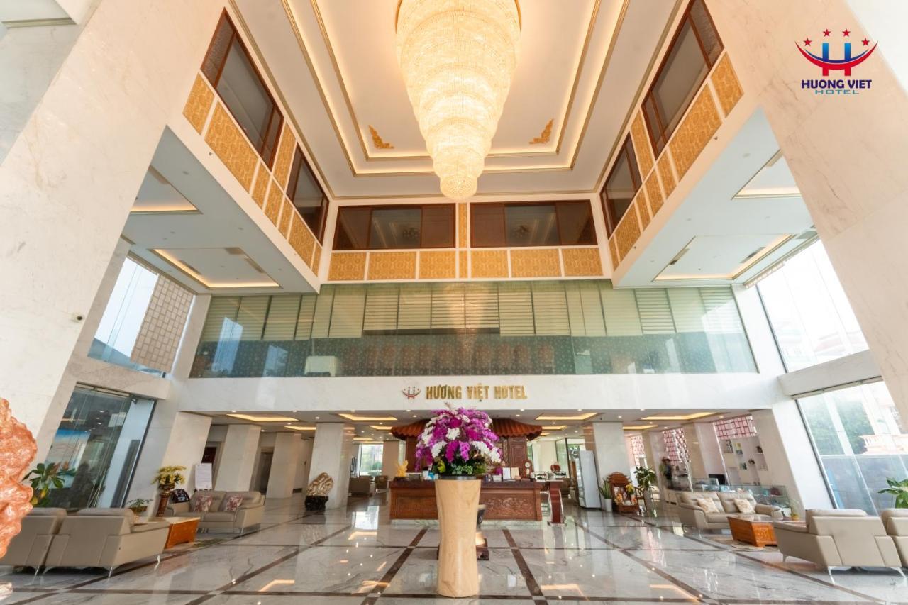 Hotel Huong Viet - Beachfront 4*