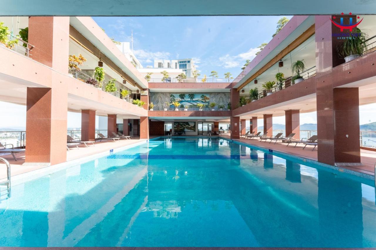 Huong Viet - Beachfront Hotel