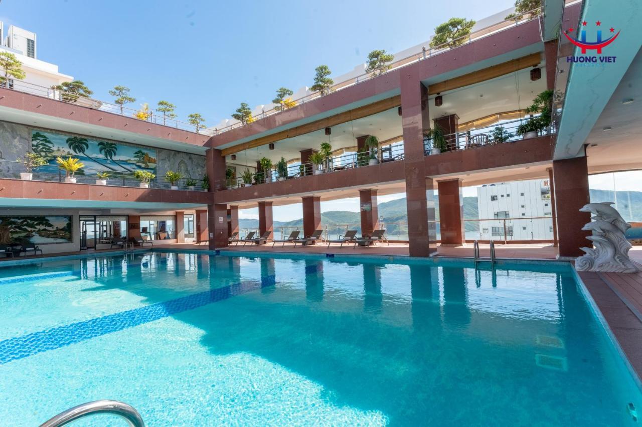 Hotel Huong Viet - Beachfront