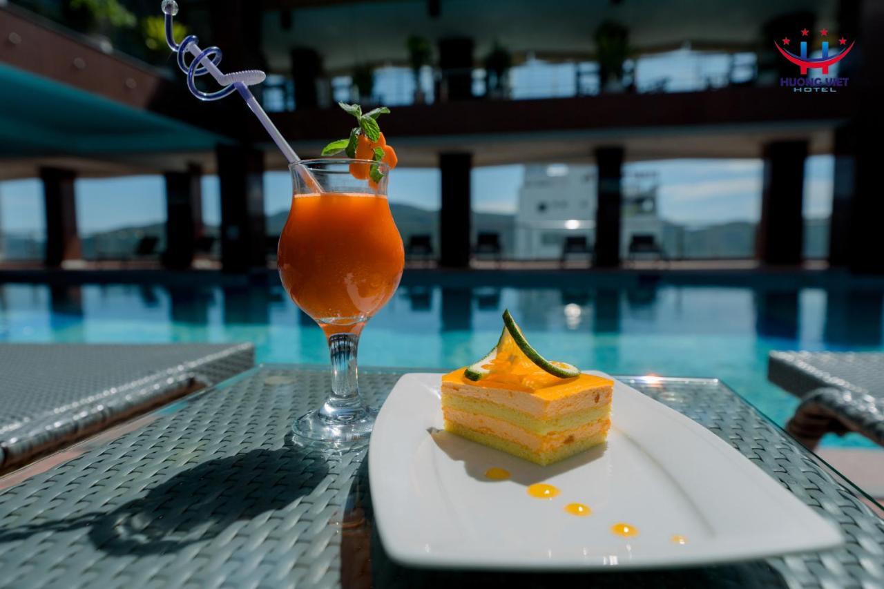 Hotel Huong Viet - Beachfront 4*