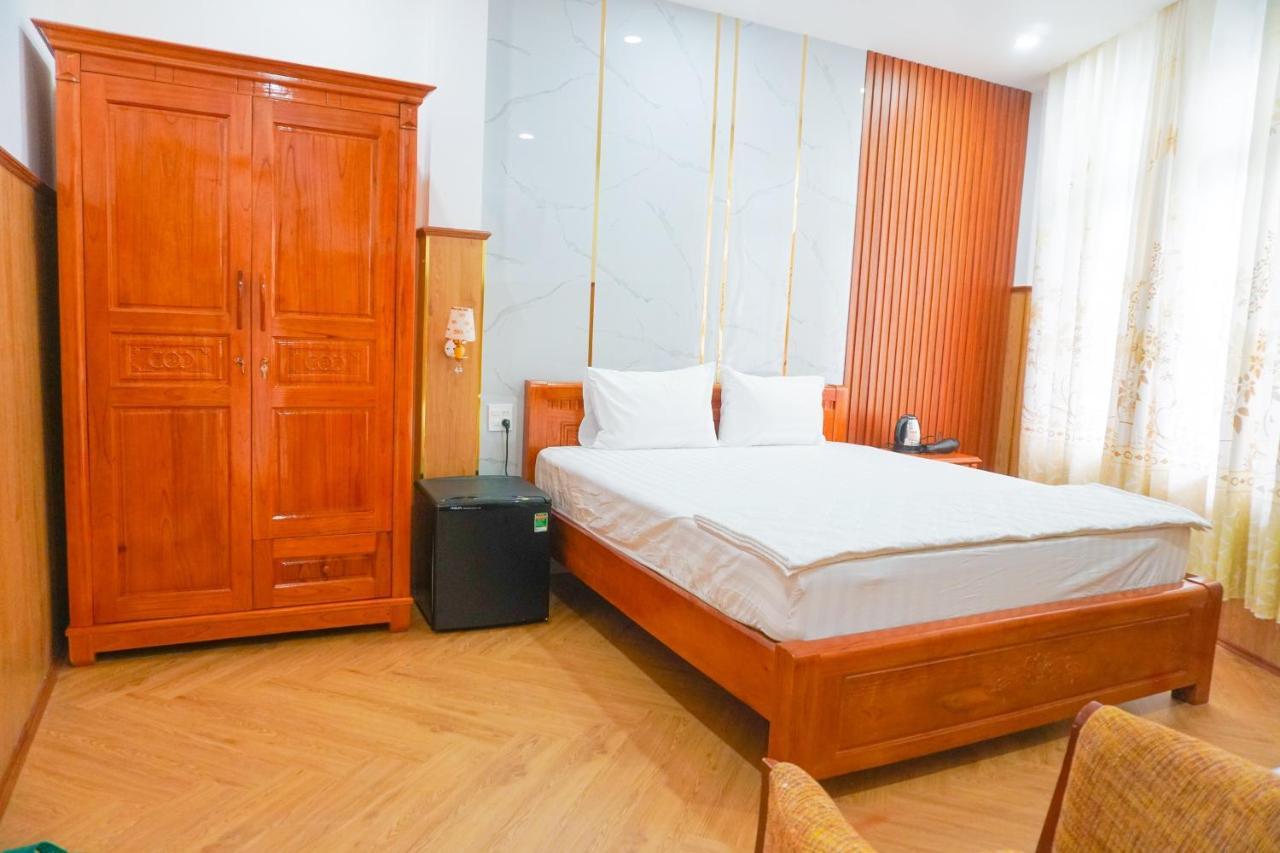 Nhu Y Khách sạn
