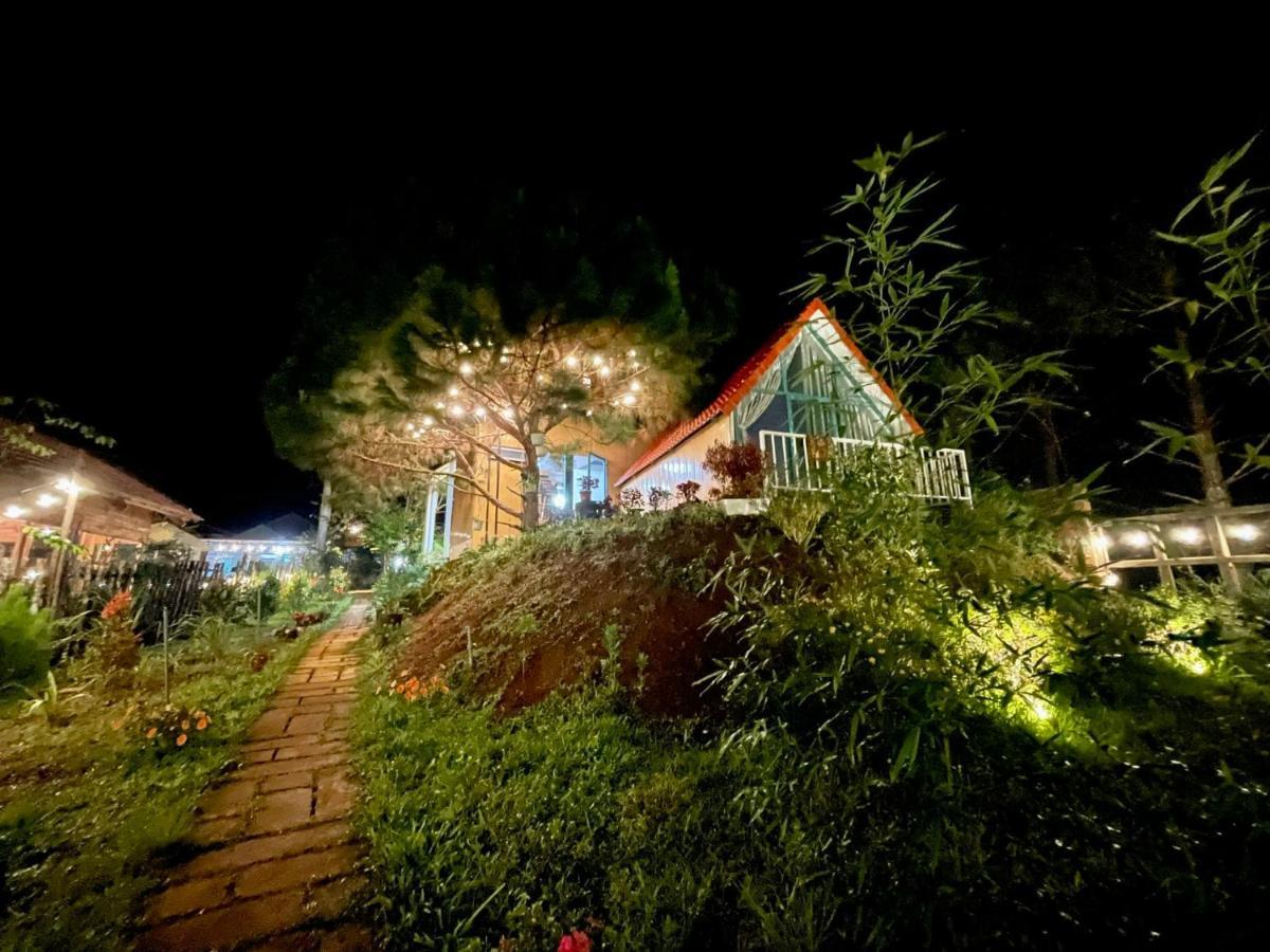 Paradiso Măng đen Kon Von Kla