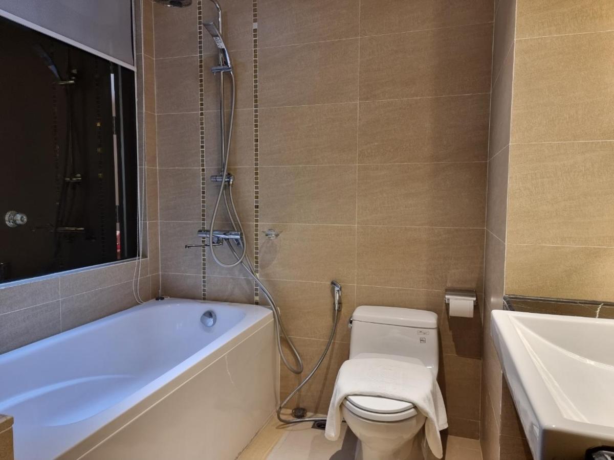 Red River View Hotel 3*