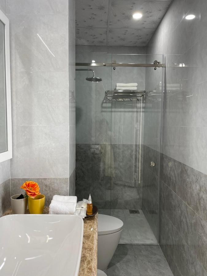 Hotel Khach San Khang An *