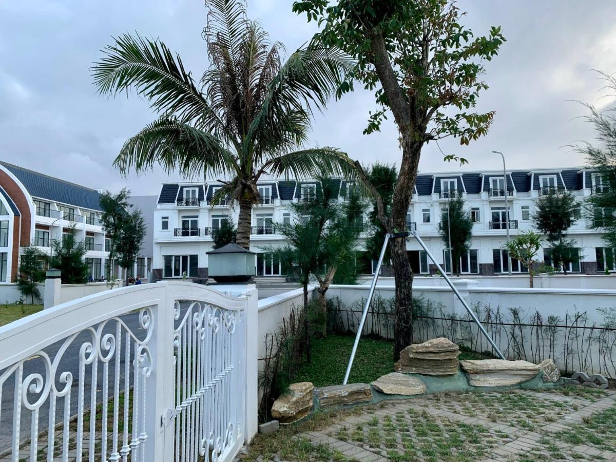 Hoa Tien Paradise Holiday home *