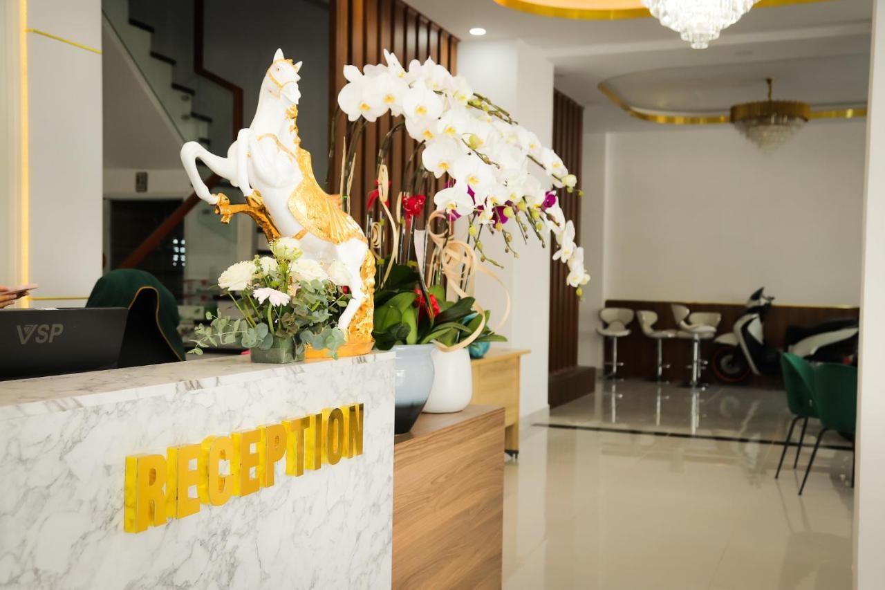 Le Phan 2* Tay Ninh