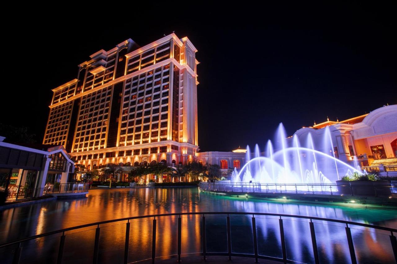 Resort Intercontinental Grand Hồ Tràm