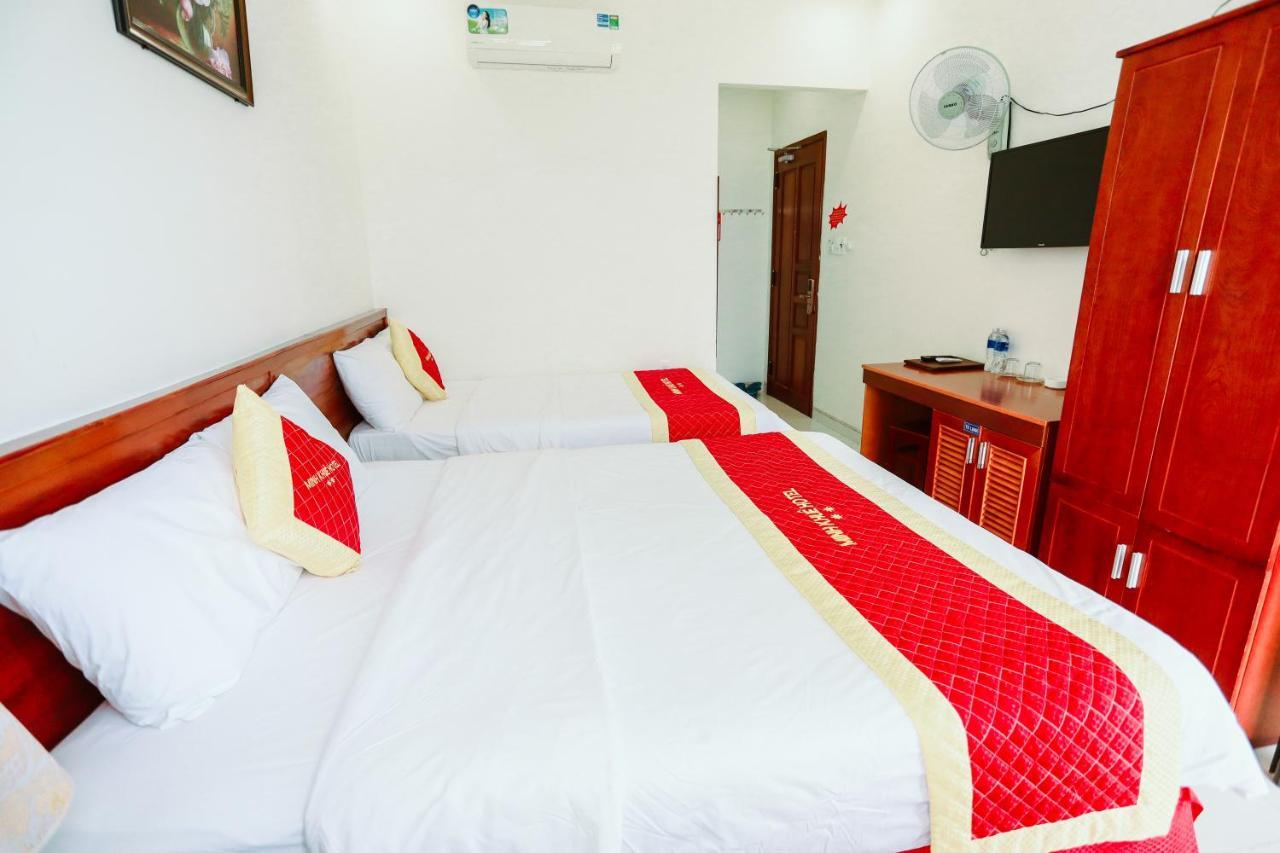 Minh Khue Hotel *