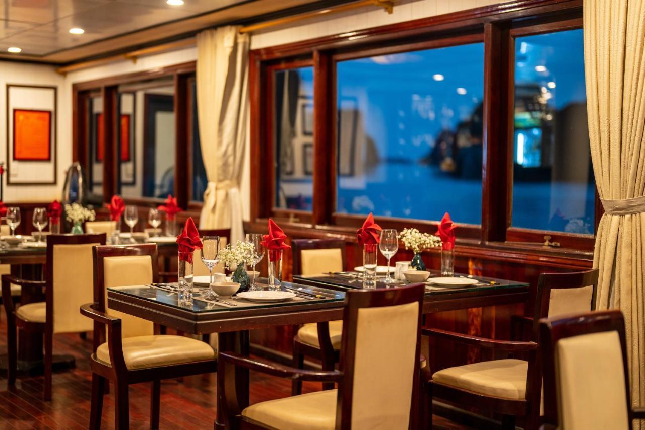 Swan Cruises Halong Ha Long