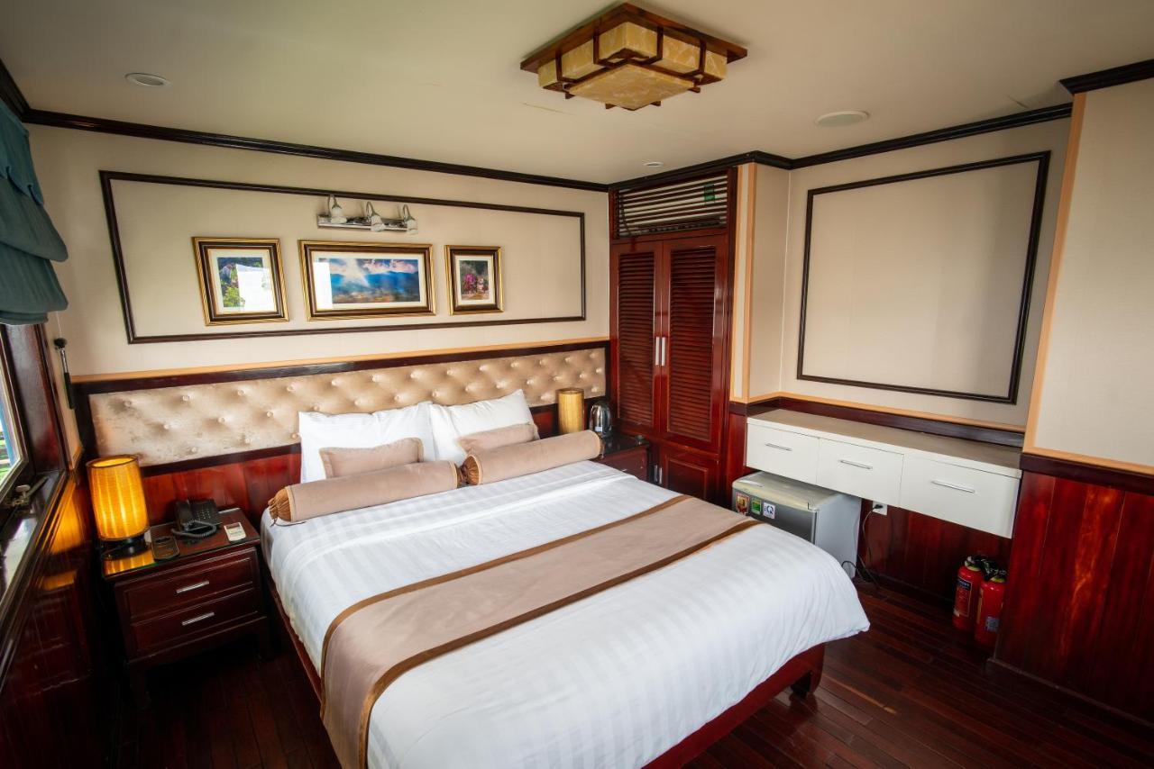 Swan Cruises Halong 4* Ha Long