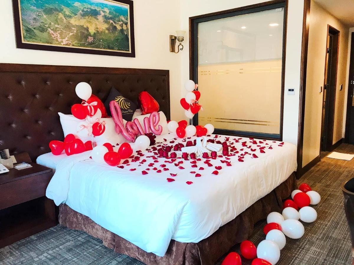 Phoenix Hotel 4*