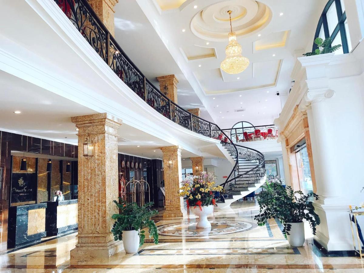 Hotel Phoenix