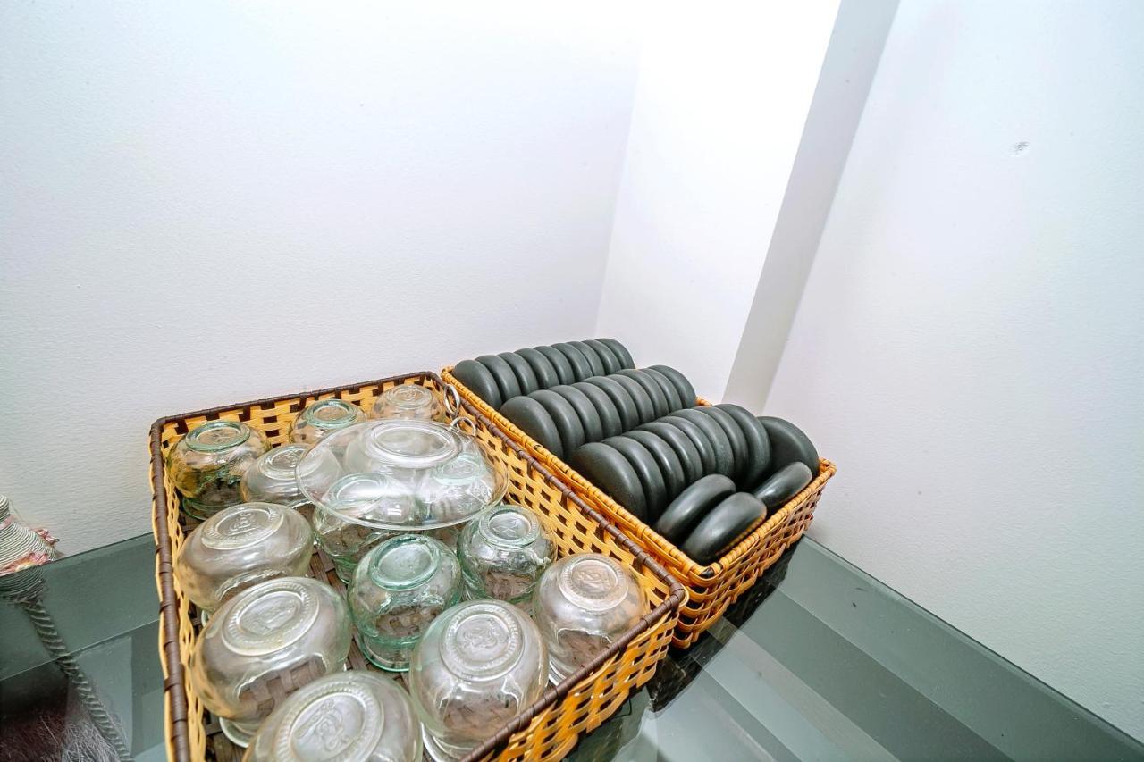 Hotel Khach San Vinh Hoi