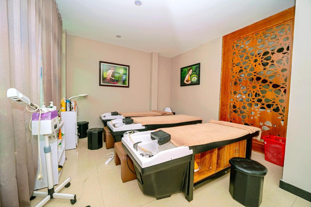 Hotel Khach San Vinh Hoi