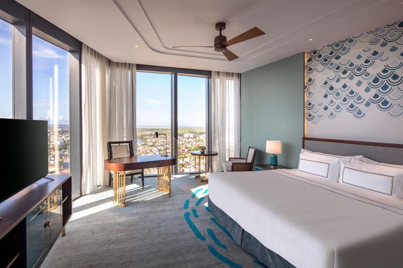 Melia Vinpearl Hotel 5*