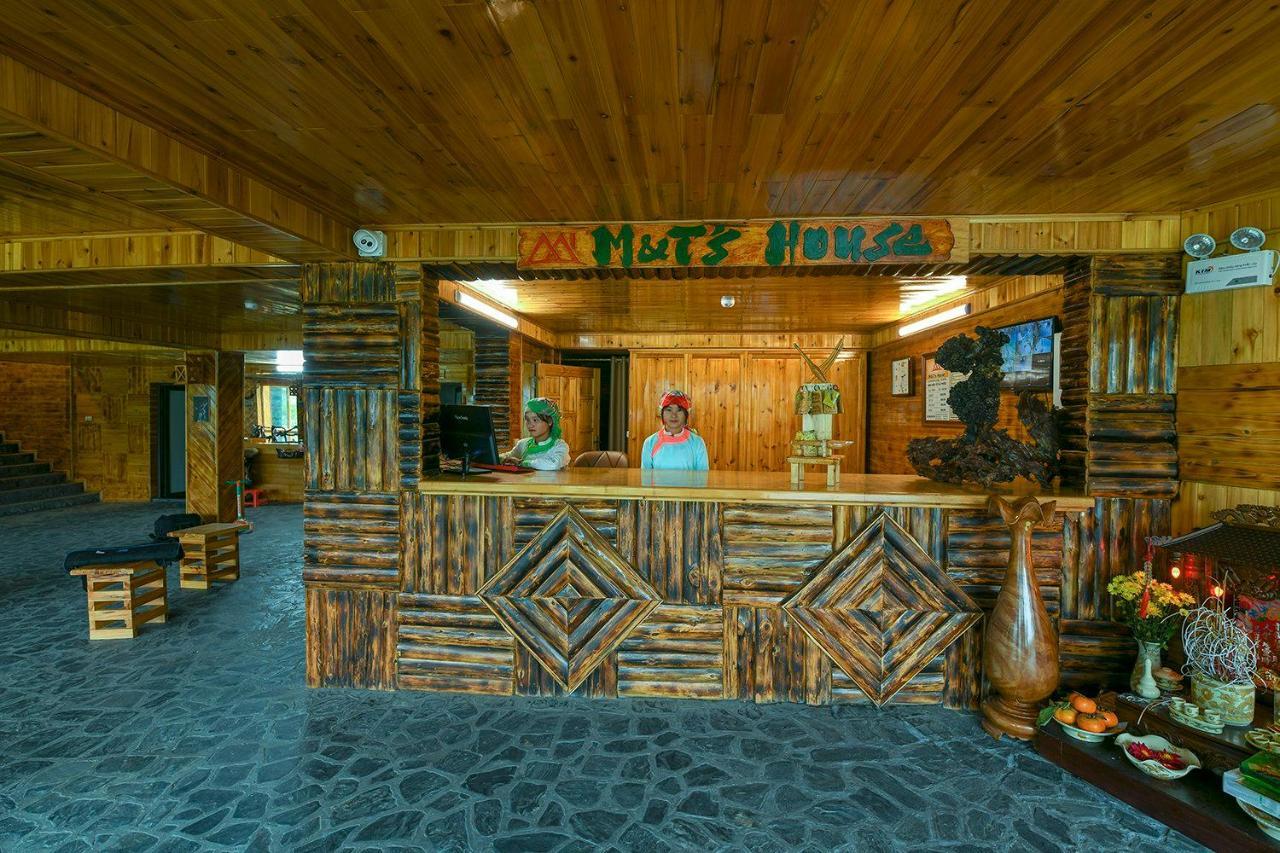 Mt House Khu nghỉ mát 3*