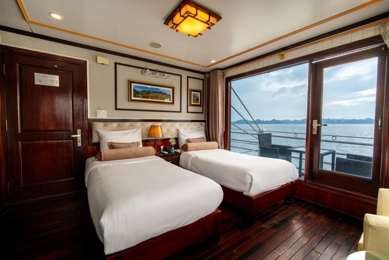 Swan Cruises Halong  4*