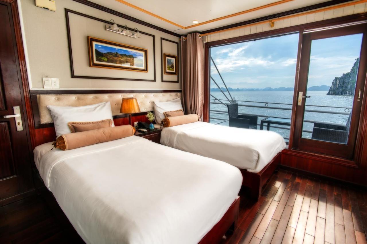 Swan Cruises Hạ Long