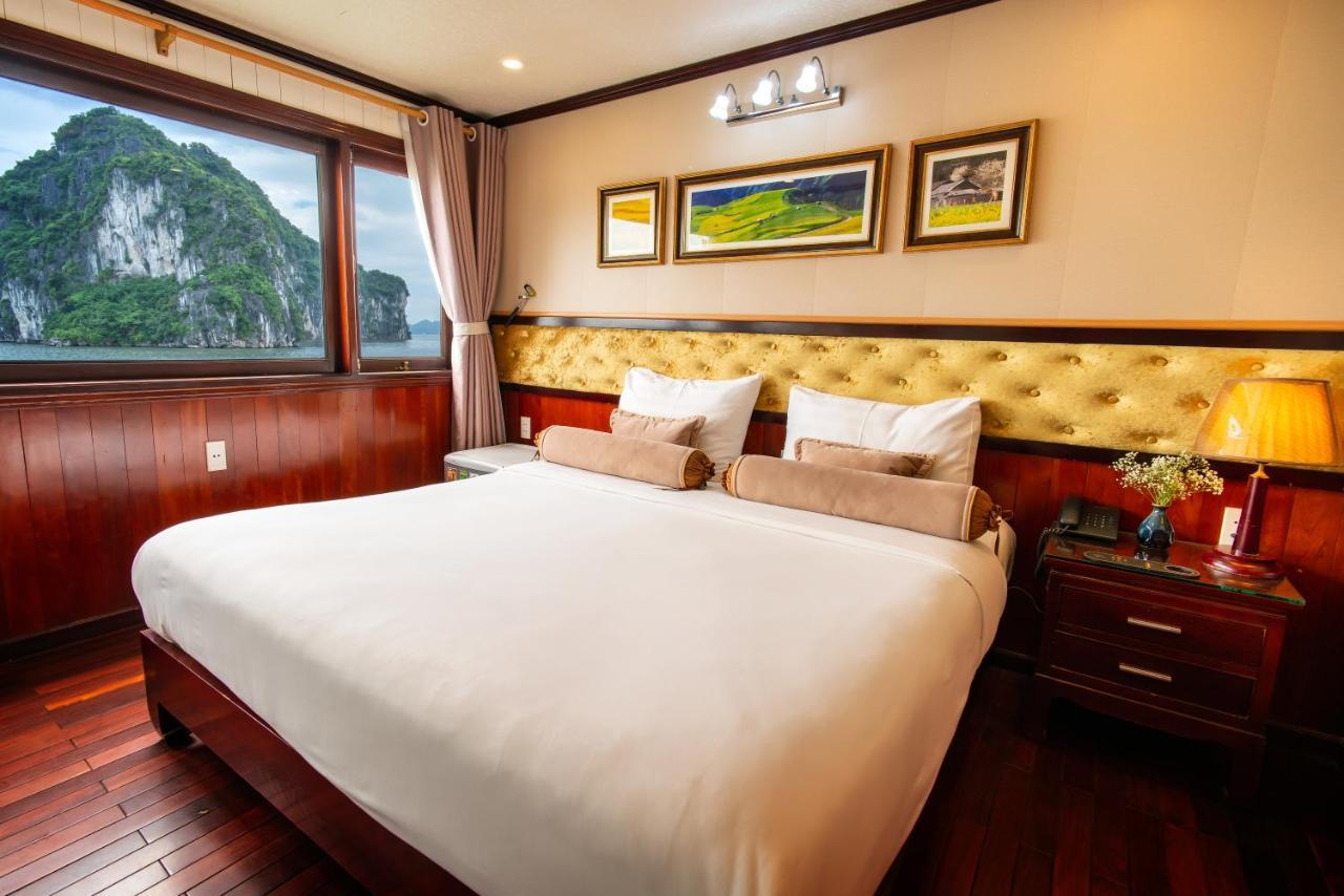 Swan Cruises Hạ Long