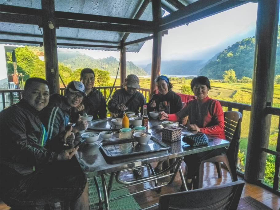 Lake-huyen Hao Ba Be