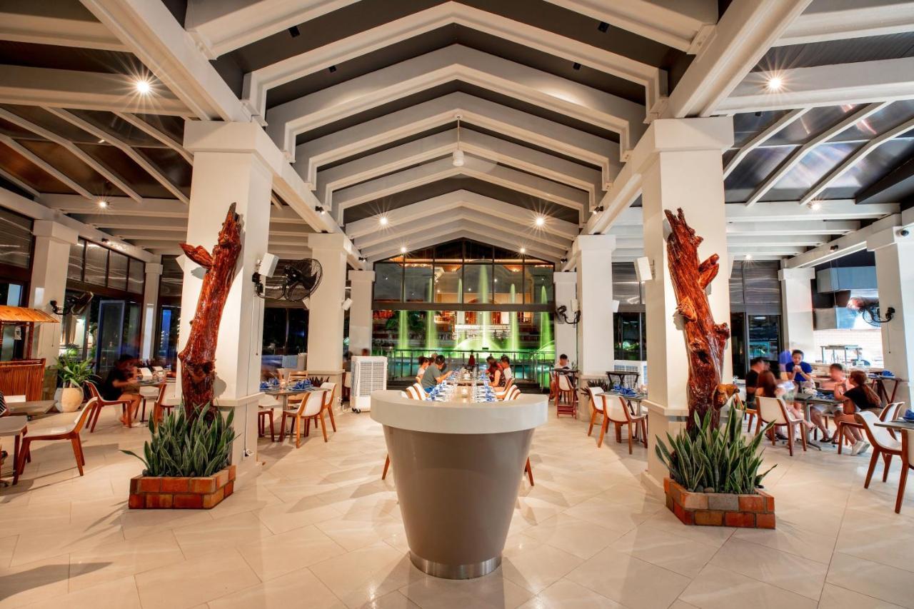Intercontinental Grand 5*