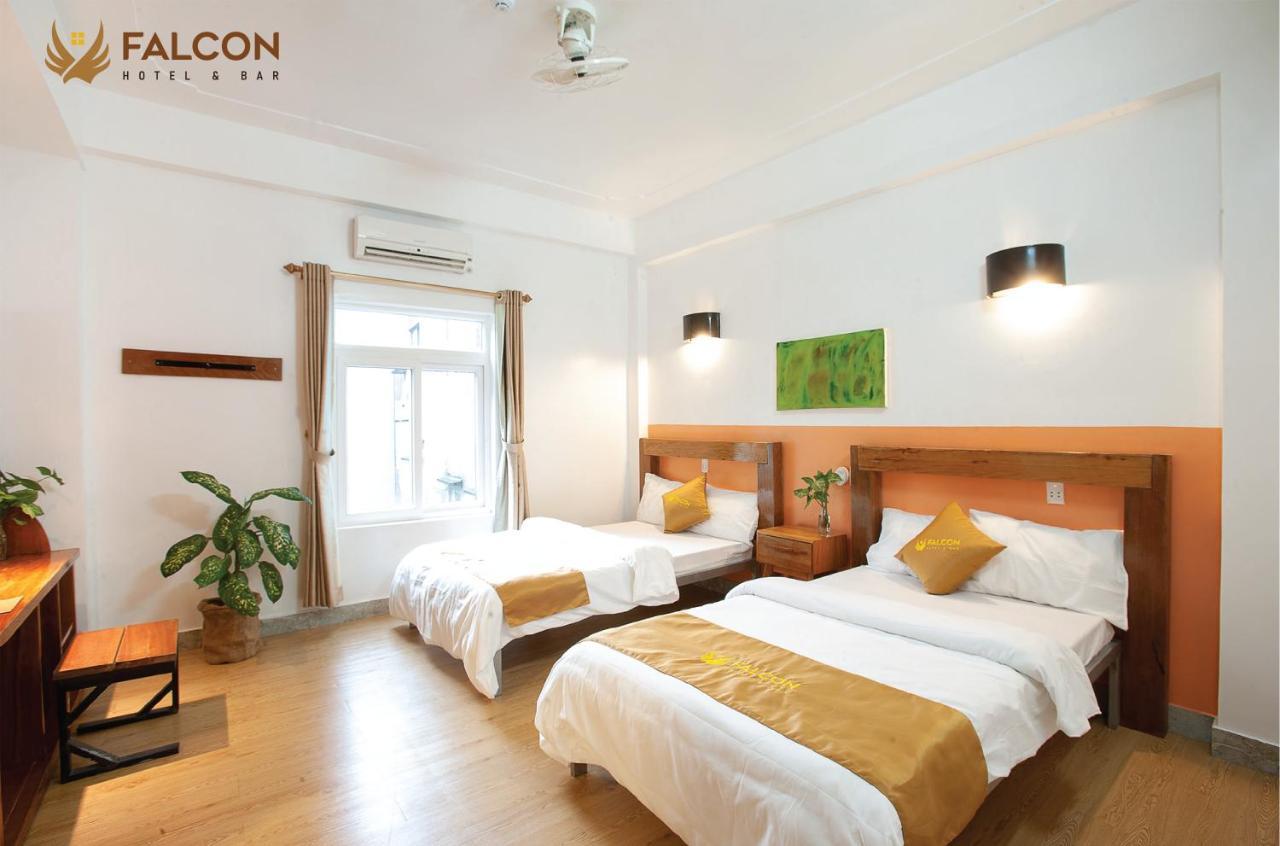Falcon Bed & Breakfast