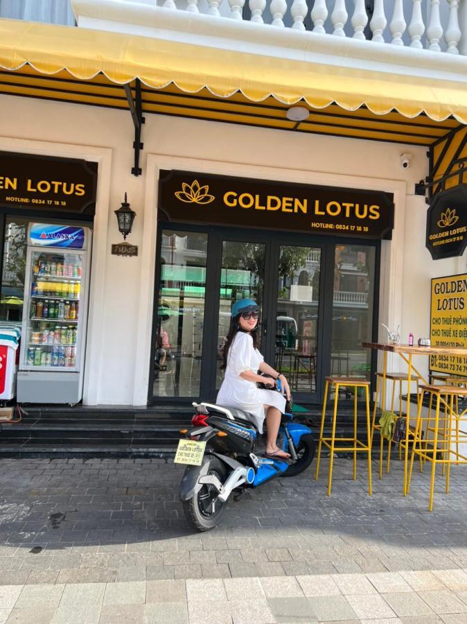 Golden Lotus *