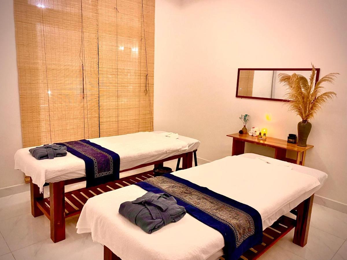 Hotel Herbs Spa & Grand World