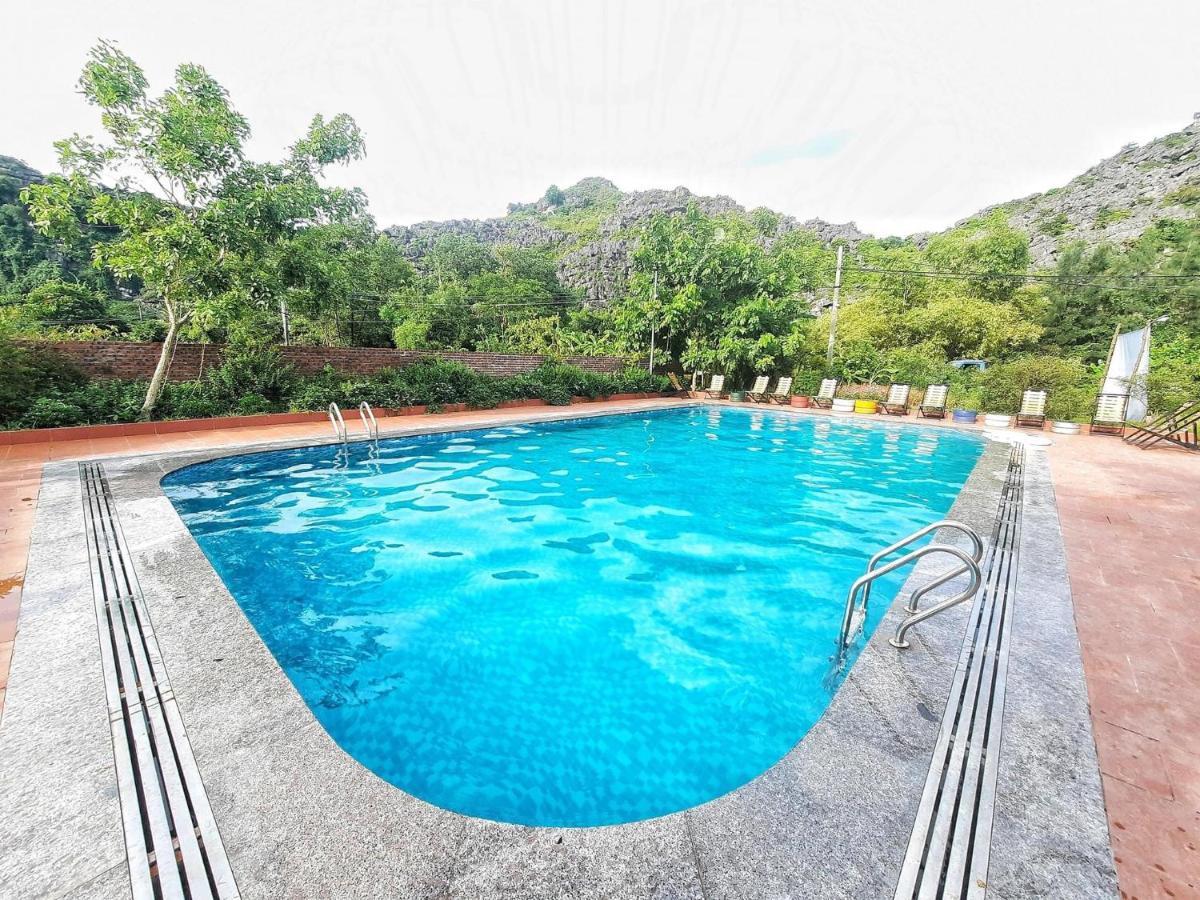 Resort Trang An 3*