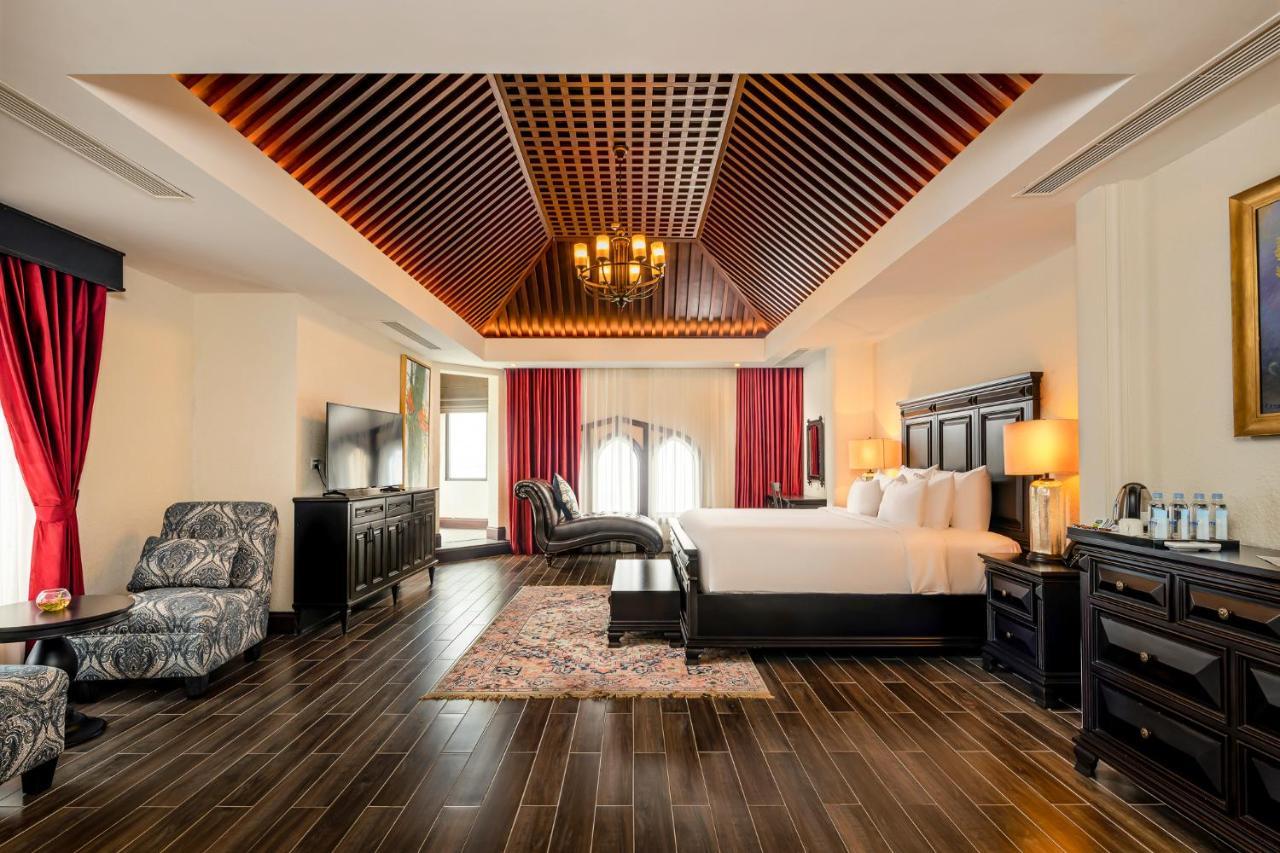 Venus Hotel