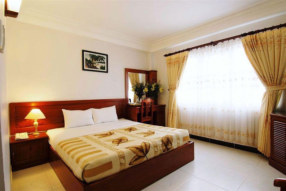 Hotel C Hotel- De Tham Bui Vien Walking Street Ho Chi Minh City