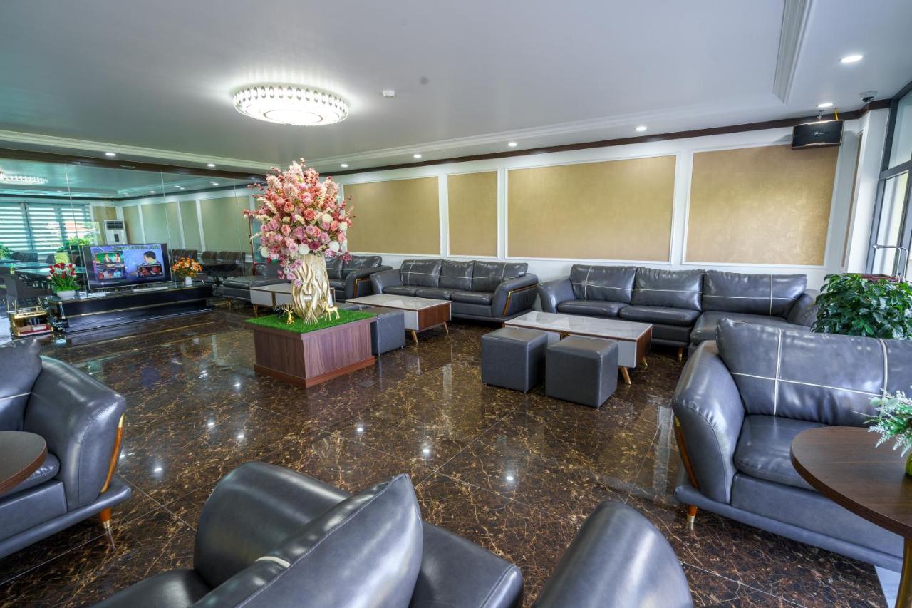New Sun Hotel