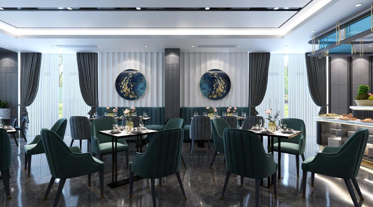 Luxury Phoenix Hotel 4*