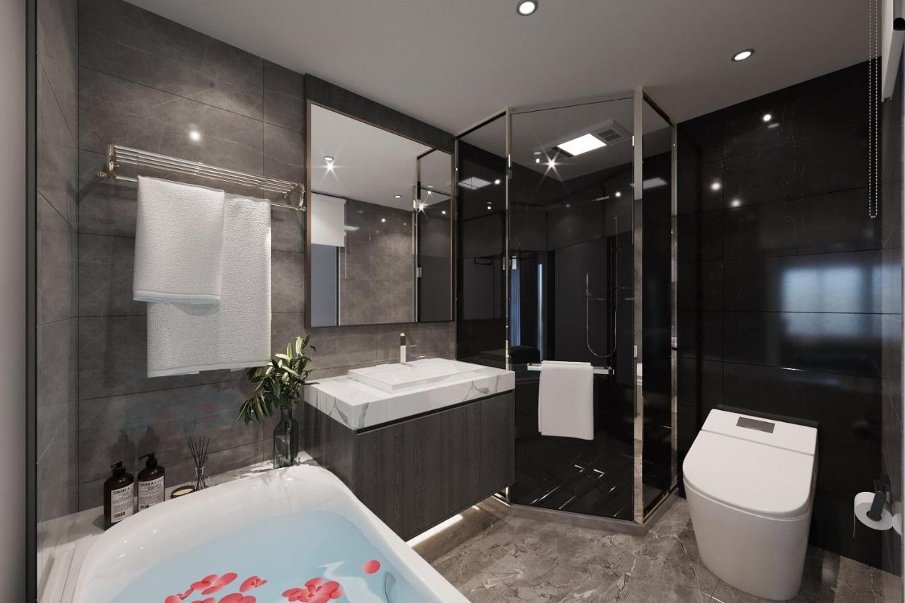 Luxury Phoenix Hotel 4*