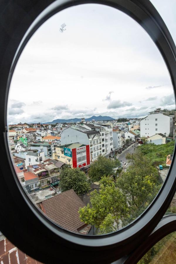 Khach San Y Lan 2 2* Đà Lạt