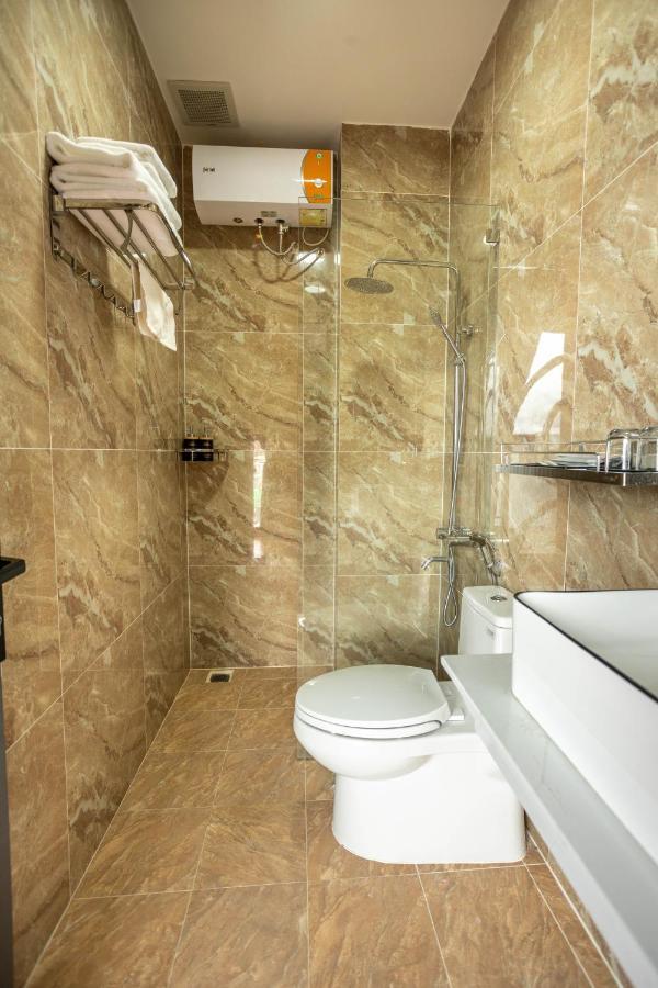 Khách sạn Khach San Y Lan 2