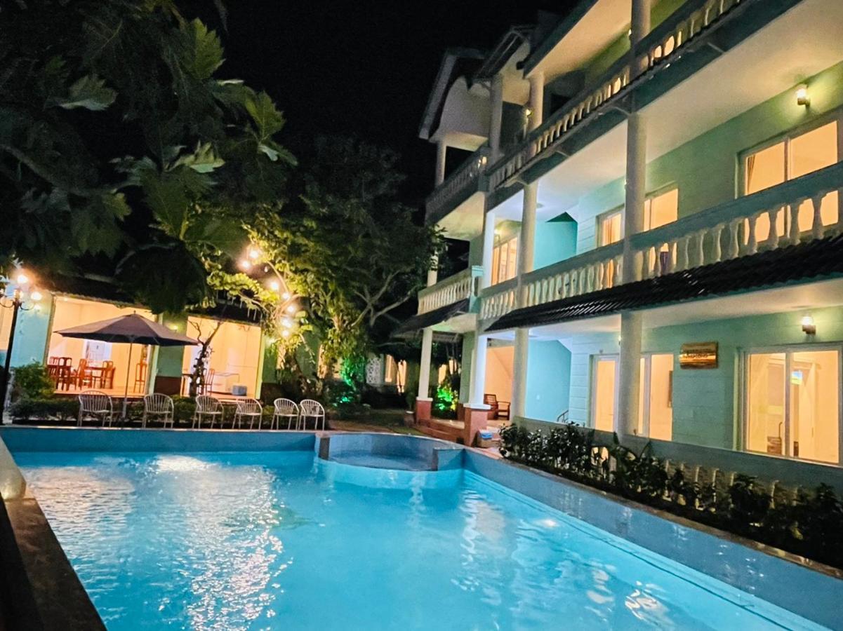 Phu Long & Bar Resort