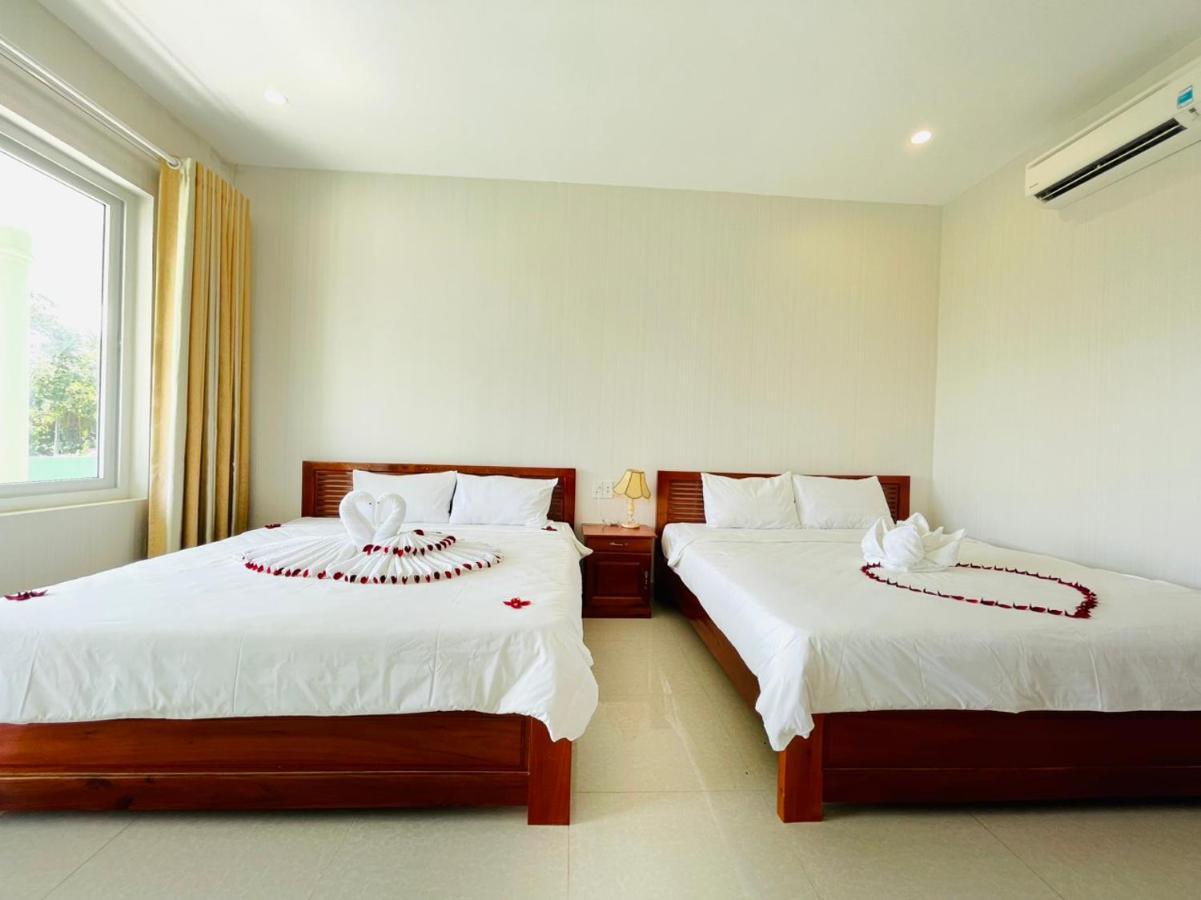 Resort Phu Long & Bar