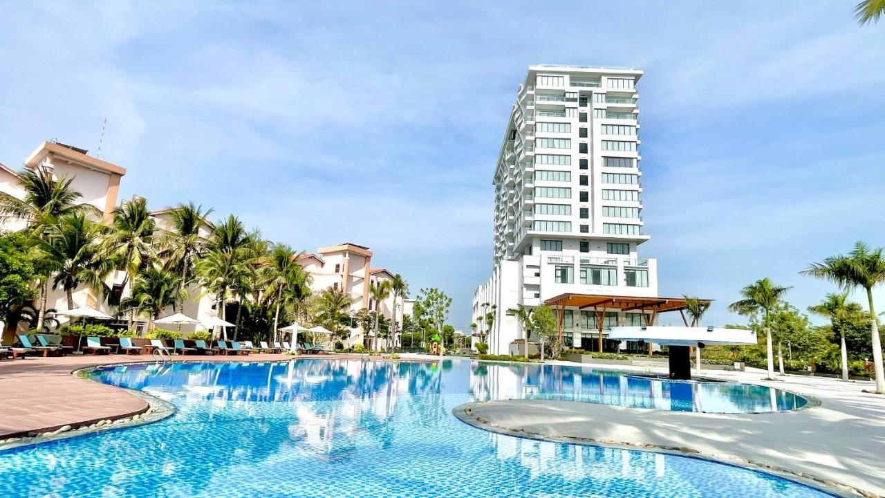 Resort Long Thuan & 4*
